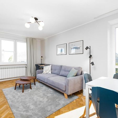 Pl. Dabrowskiego 12 By Homeprime Warsaw Exterior photo
